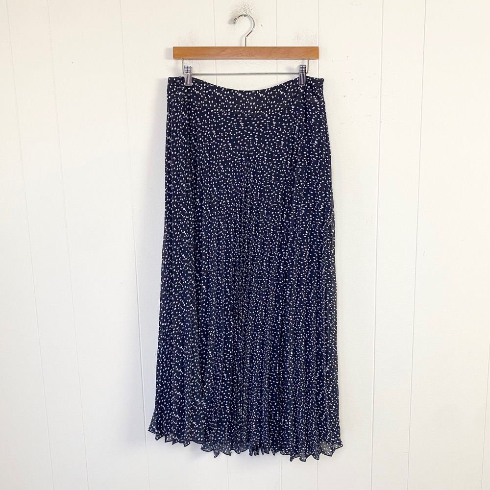 Cato Navy Blue Polka Dot Pleated Maxi Skirt Size 10 Chiffon Pleats Lined Preppy